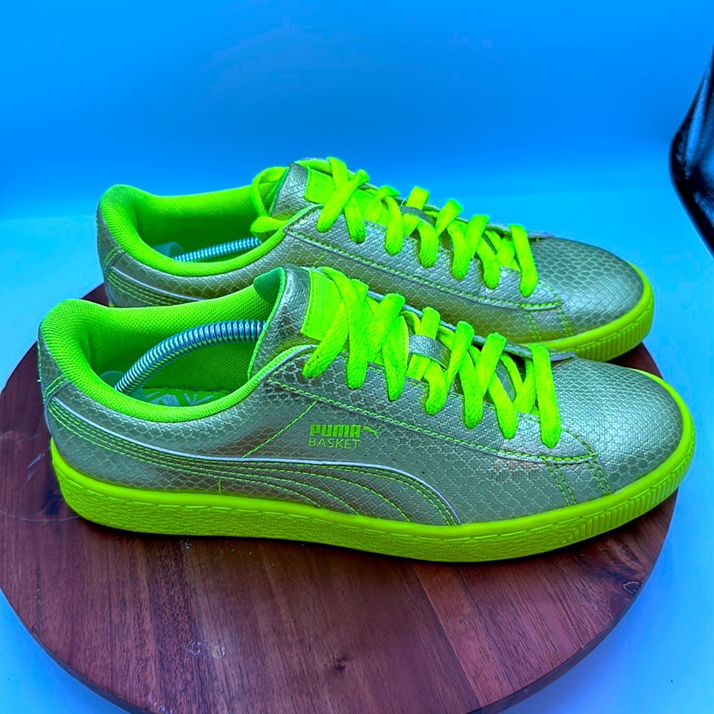 Puma Women's Gold Sneakers